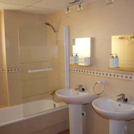 & Golf Seafront House Alicante 펜션 *