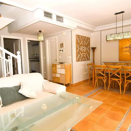 Сasa de vacaciones Precioso Duplex Frente Al Mar En Alicante