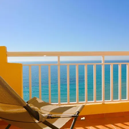 Feriehus & Golf Seafront House Alicante *