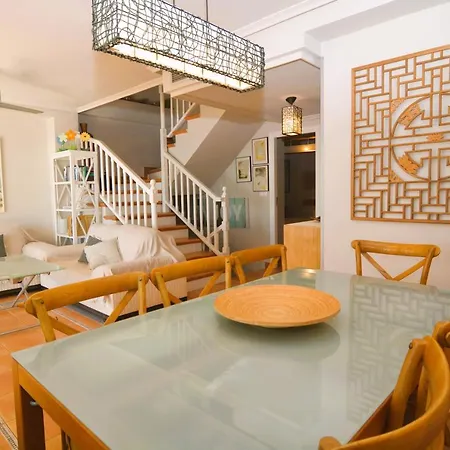 Сasa de vacaciones Precioso Duplex Frente Al Mar En Alicante