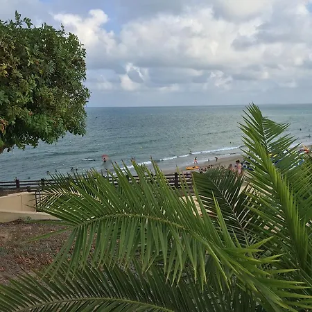 Сasa de vacaciones Precioso Duplex Frente Al Mar En Alicante *